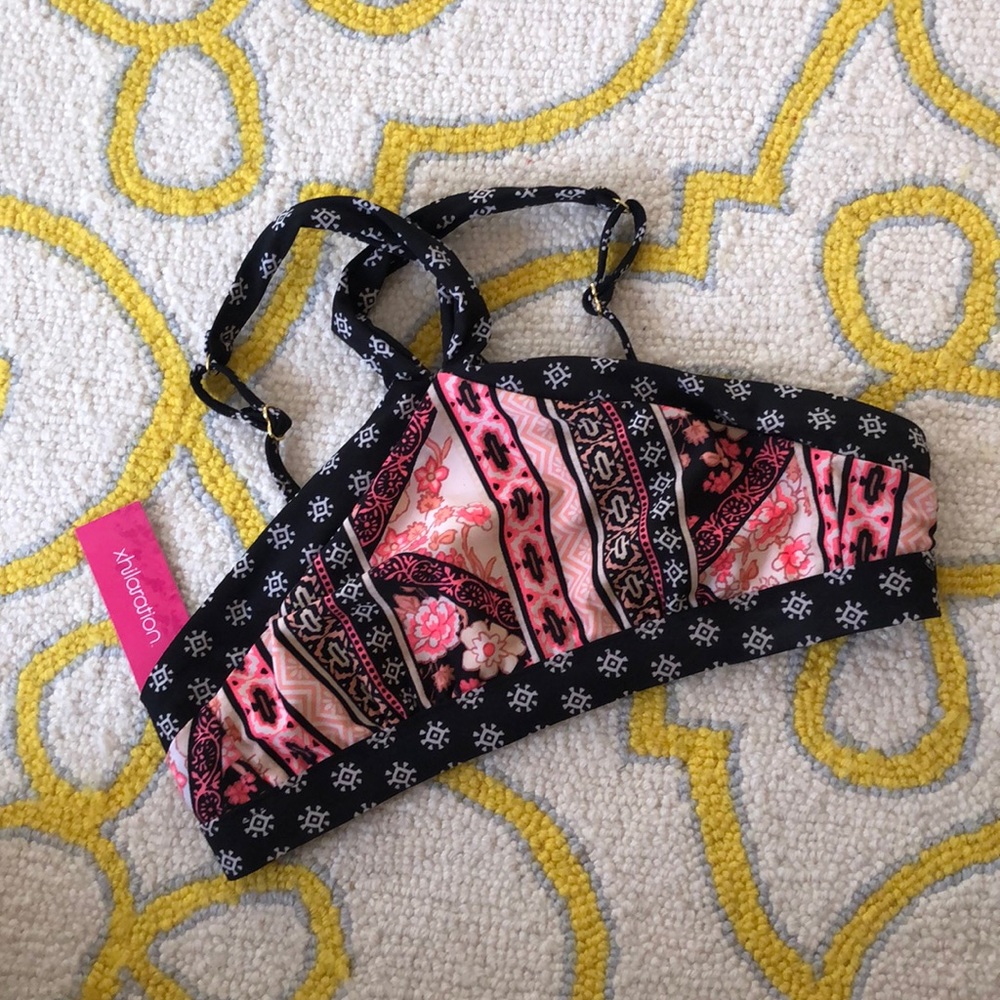 👙NWT Xhilaration Bikini Top👙 Sz S